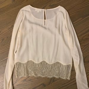Wilfred Tops - Aritzia Wilfred silk and lace desaix blouse Wilfred Tops - Aritzia Wilfred silk and lace desaix blouse